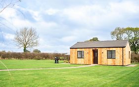 Ash Lodge